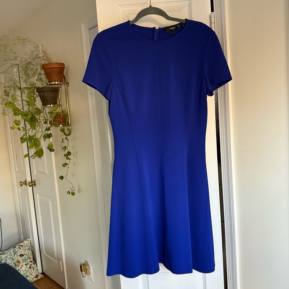 Theory Dresses & Skirts - Theory Modern Short Sleeve Seamed Shift Fit and Flare Dress in Royal Blue
